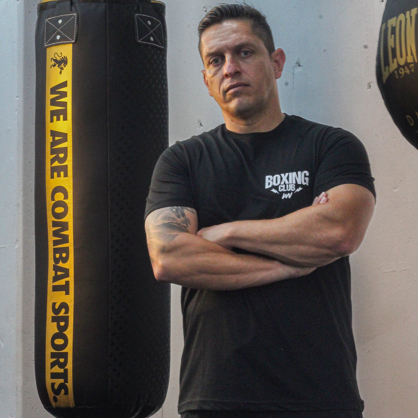 Camiseta técnica ligera – Float & Sting Black